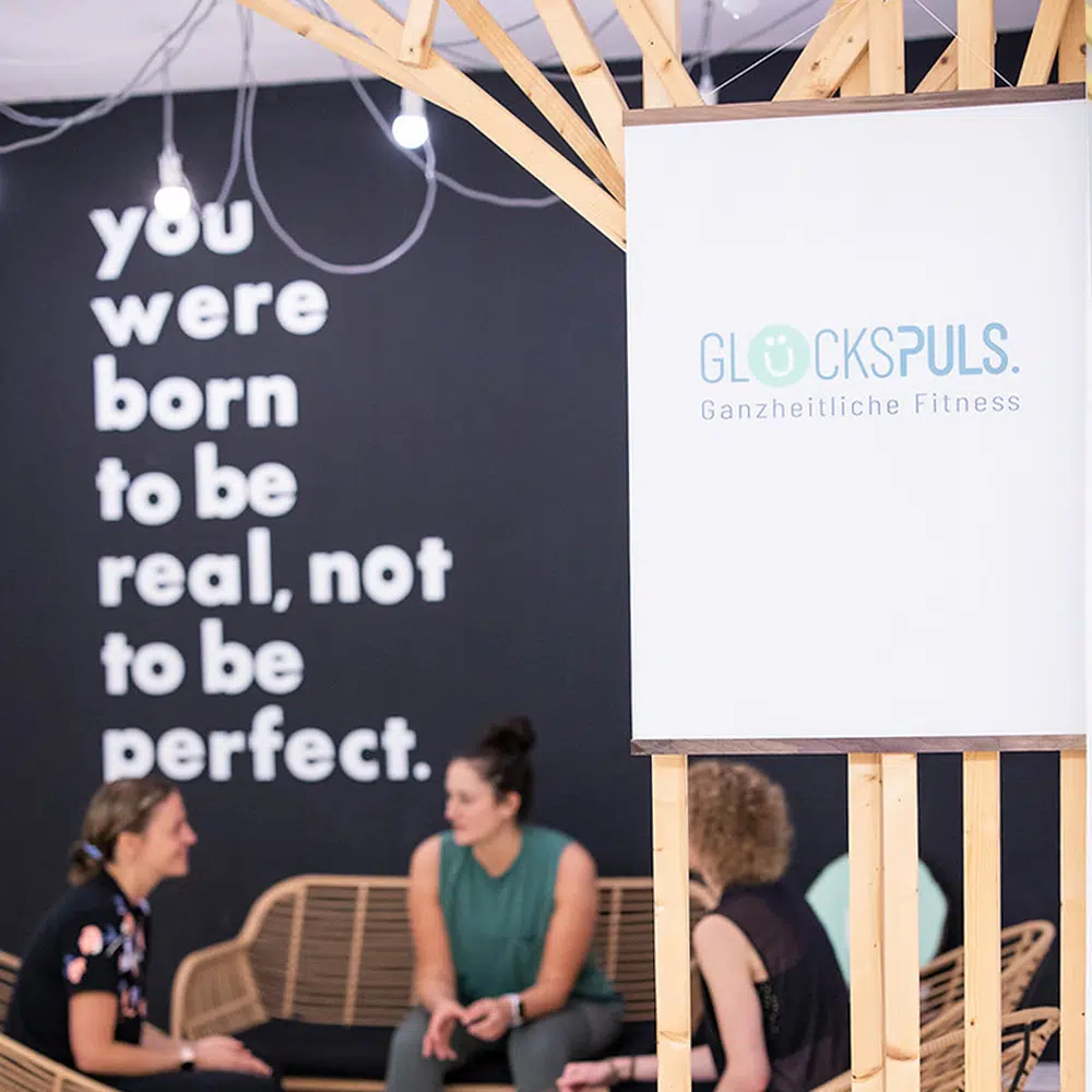 Aus einem Laden in Ditzingen wird GLÜCKSPULS. – ein wunderschönes Studio für ganzheitliche Fitness.